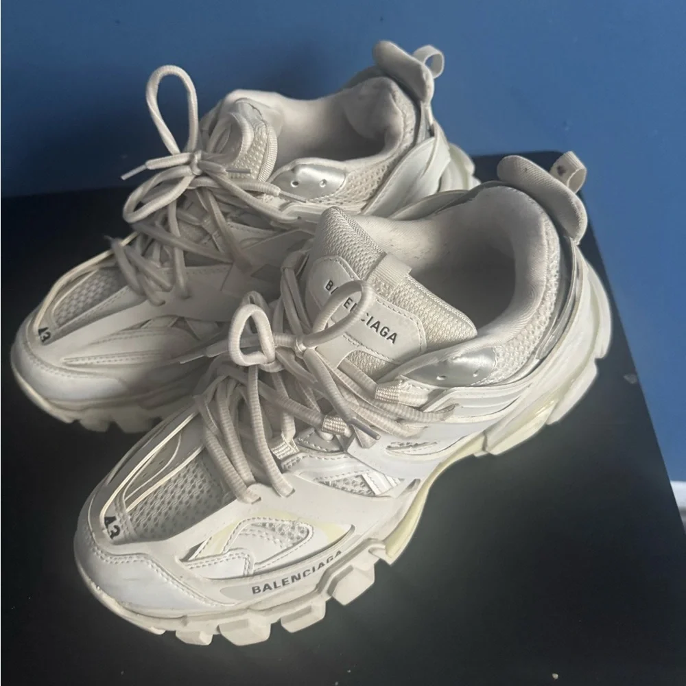 COPY - White balenciaga tracks - Picture 2 of 4